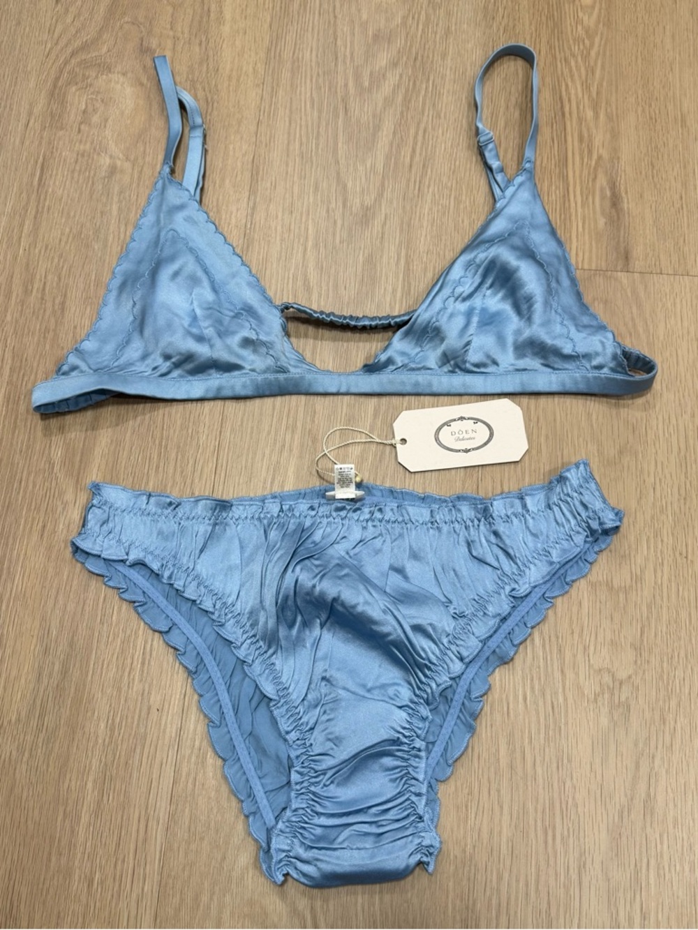 NWT DÔEN Lyda Silk Set in Blue Opal - XL